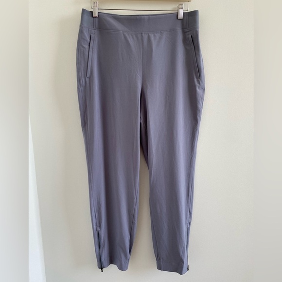 Athleta Brooklyn Heights Cargo Jogger Size 12 In Grey/Purple - Picture 2 of 8